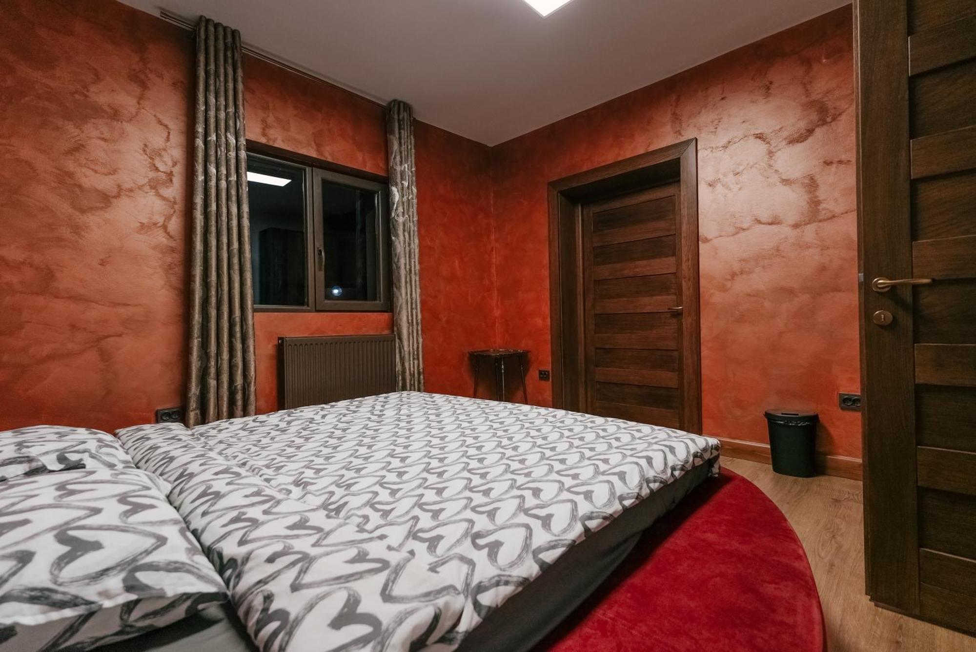 Madison Lake Villa Balotesti Extérieur photo